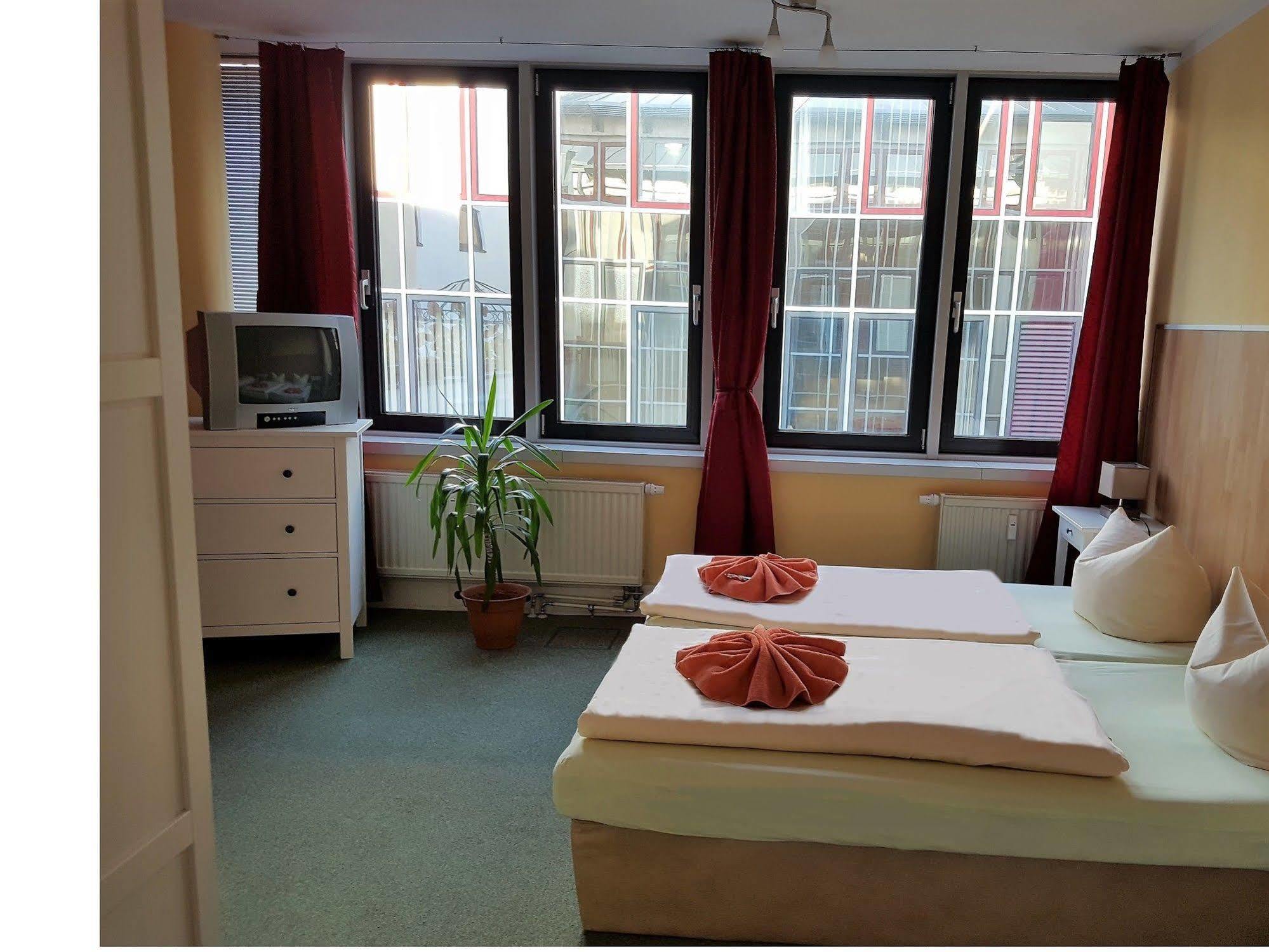 Pension Schlafgut Leipzig Exterior foto